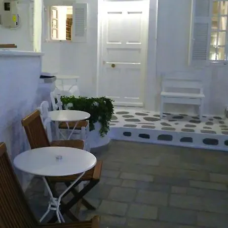 Infinity Mykonos Suites 2*