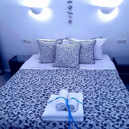 Infinity Mykonos Suites 2*