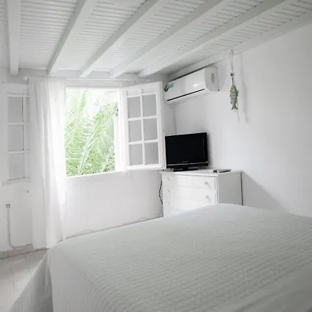 Infinity Mykonos Suites 2*